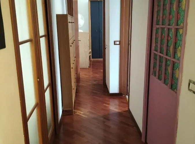 Apartment Mirti New Acquedotto Rom
