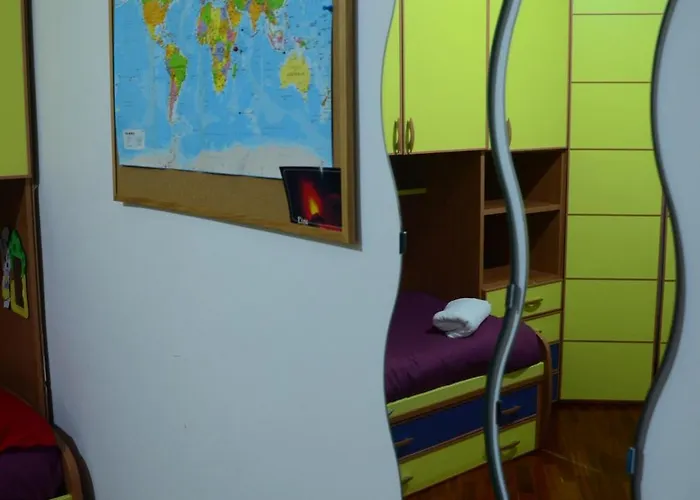 Mirti New Acquedotto Apartment Rom